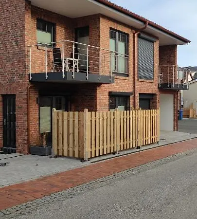 Kleine Hafenperle Апартаменты Бюзум